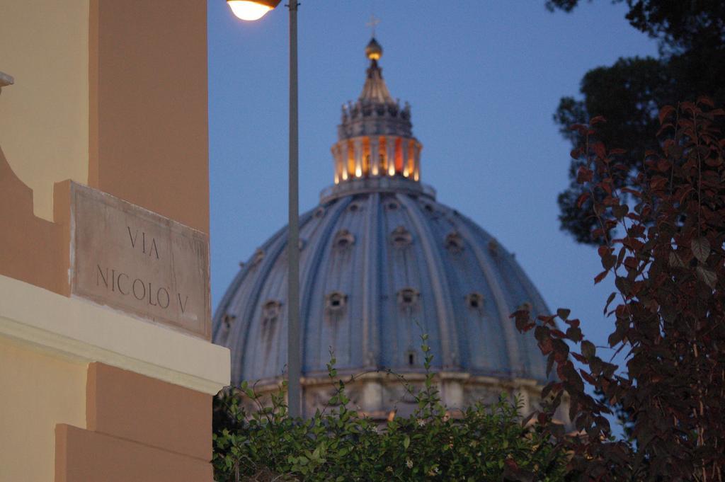 Vatican 3*