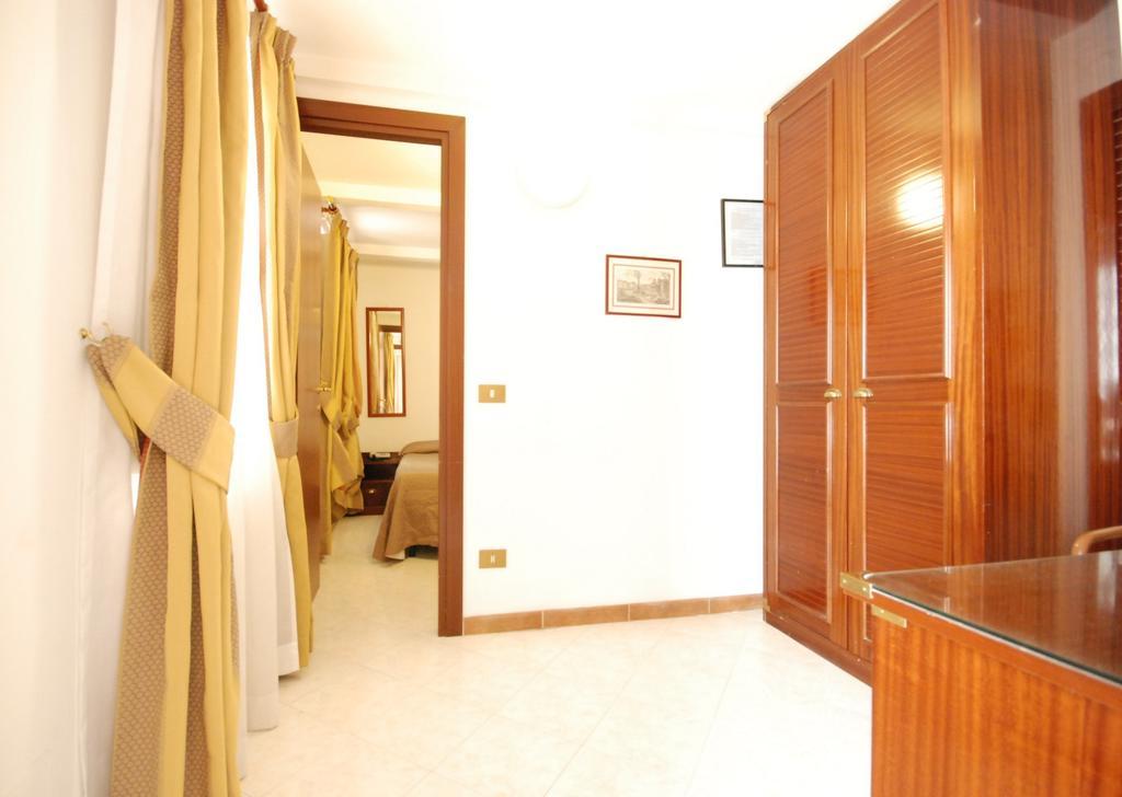 Vatican 3* Roma