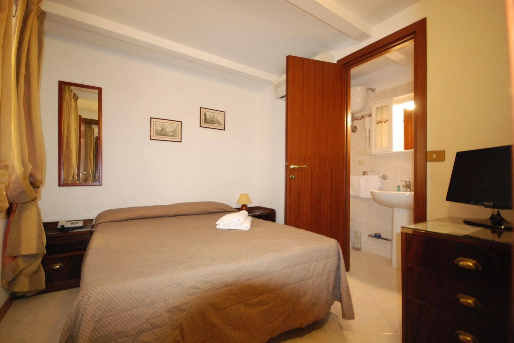 Aparthotel Vatican 3*